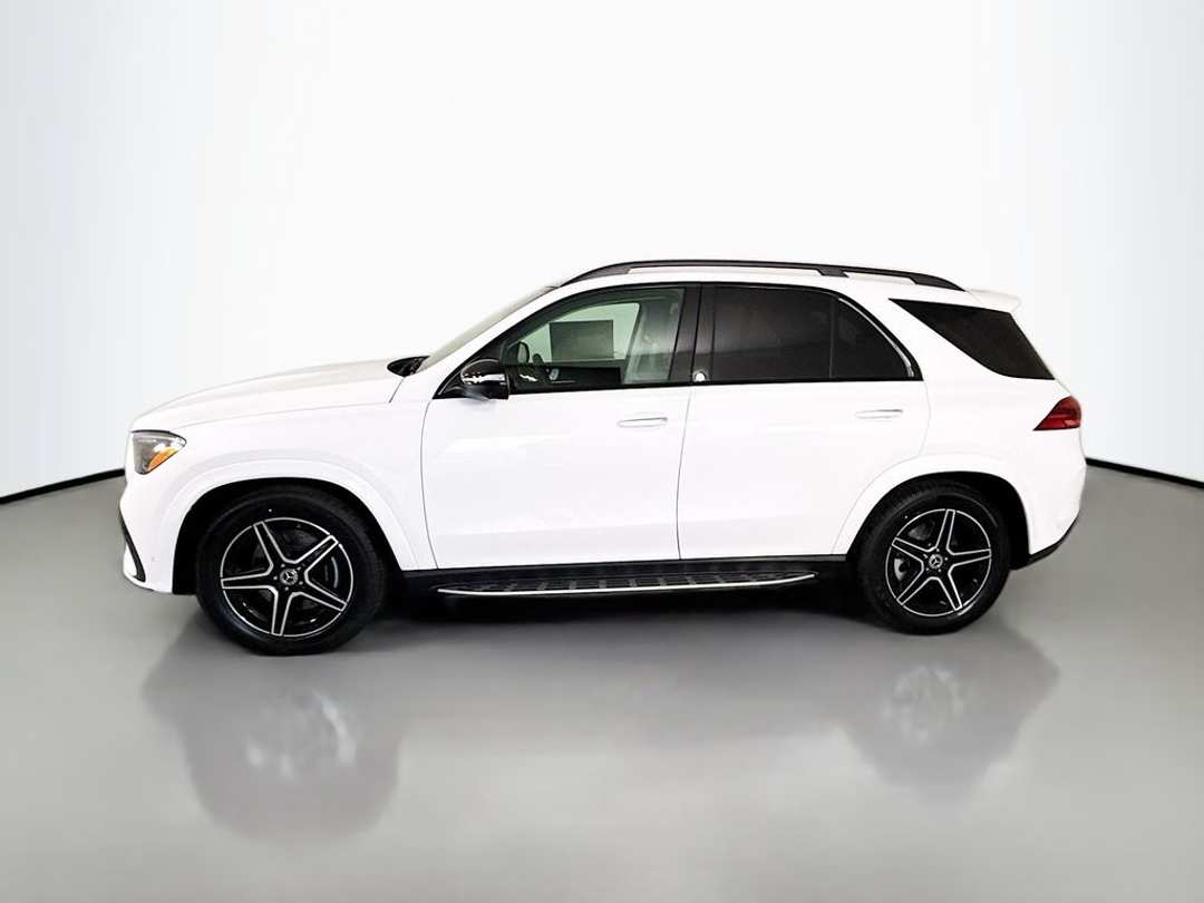 2026 Mercedes-Benz GLE GLE 450 - Image 2