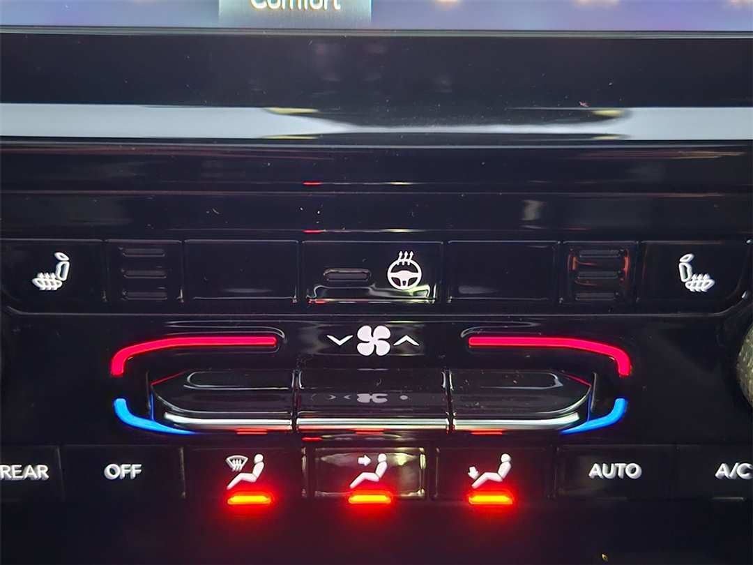 2025 Jeep Grand Cherokee Altitude X - Image 24