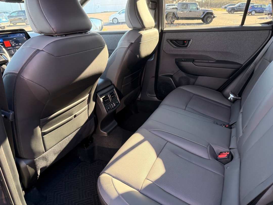 2026 Subaru Outback Limited - Image 19