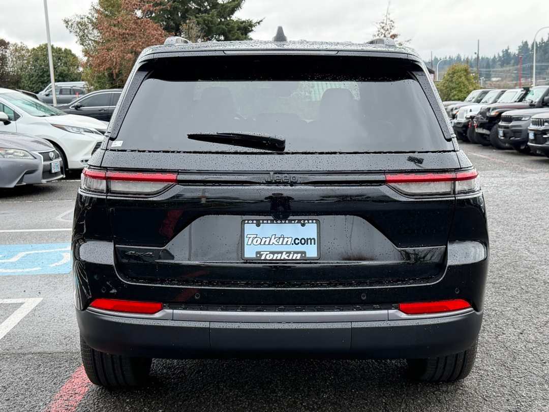 2026 Jeep Grand Cherokee Limited - Image 7