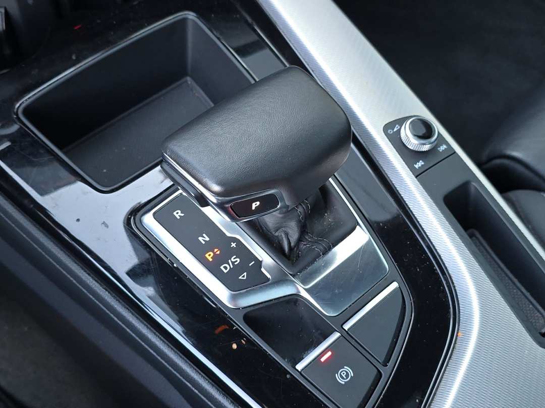 2025 Audi A5 Sportback 45 S line Premium - Image 19