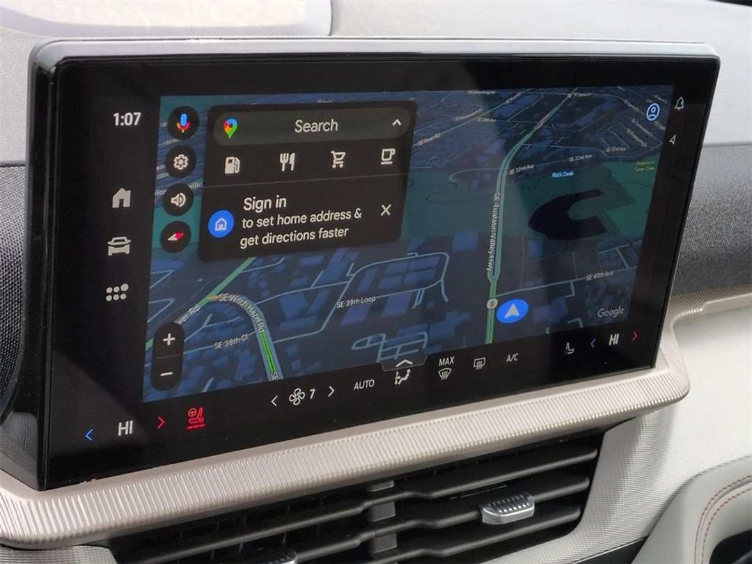 2026 Ford Explorer Active - Image 18