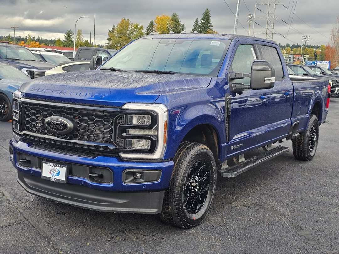 2026 Ford F-350Sd Lariat - Image 3