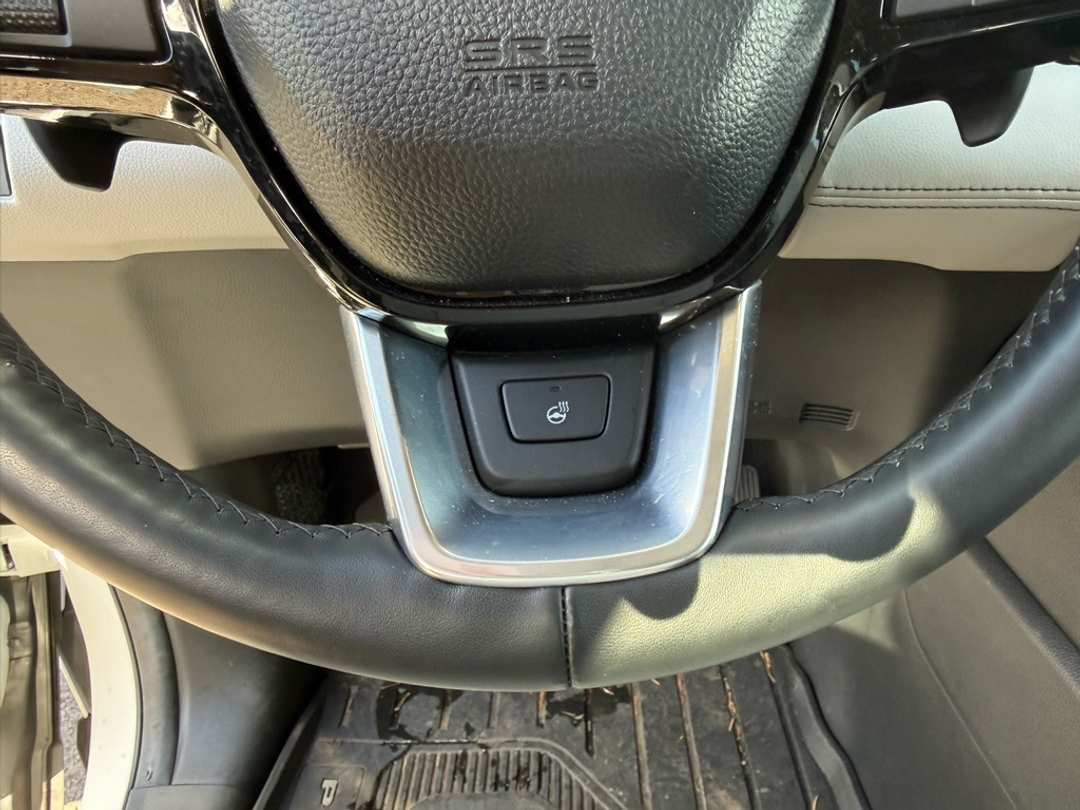 2025 Honda Pilot Elite - Image 13