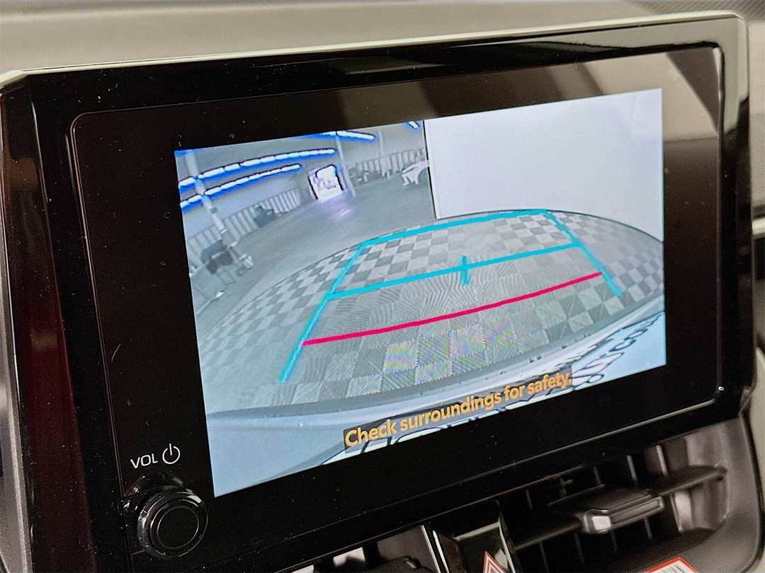 2026 Toyota Corolla Cross LE - Image 14