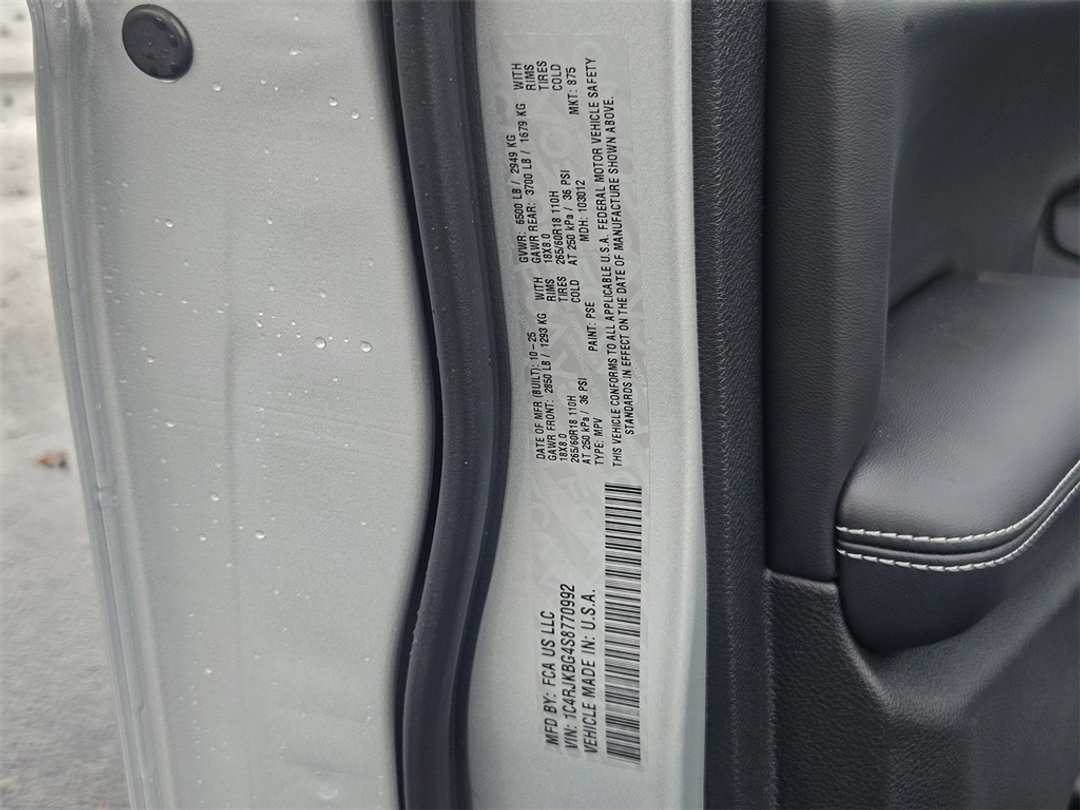 2025 Jeep Grand Cherokee L Limited - Image 43