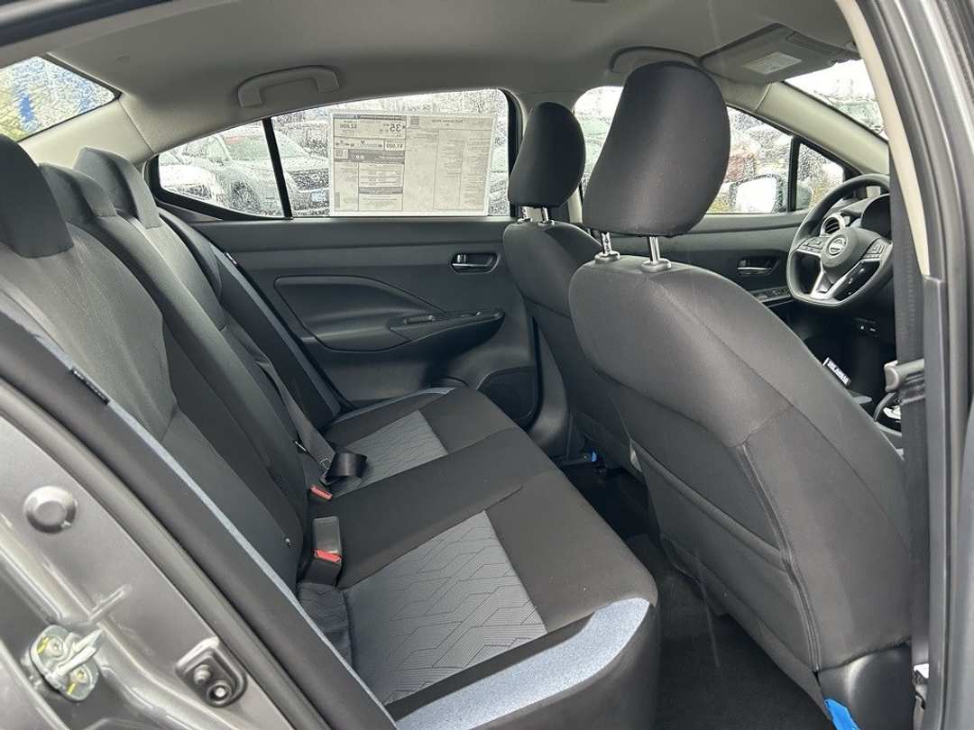 2025 Nissan Versa 1.6 SV - Image 27