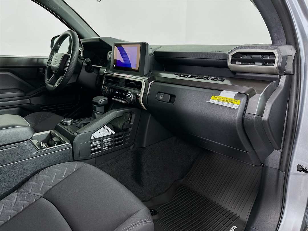 2025 Toyota Tacoma SR5 - Image 27