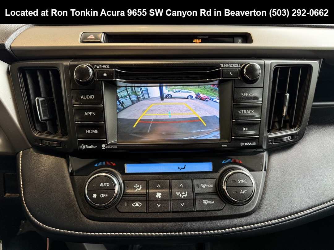 2016 Toyota Rav4 XLE - Image 22