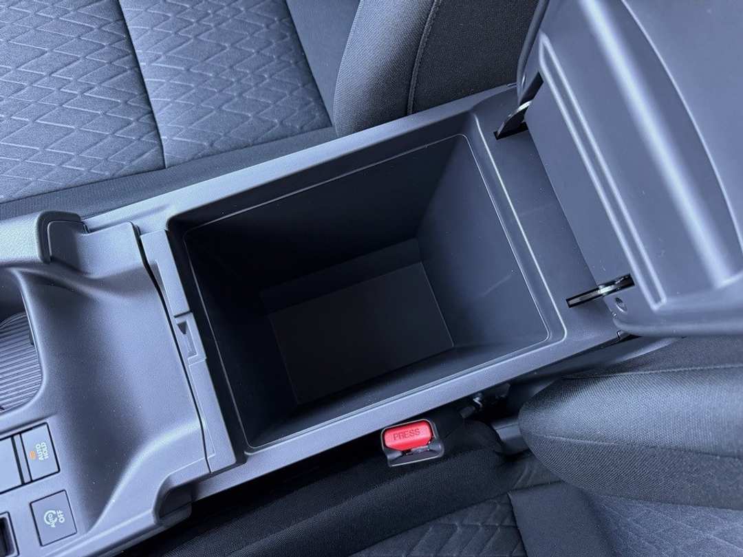 2026 Nissan Sentra SV - Image 27