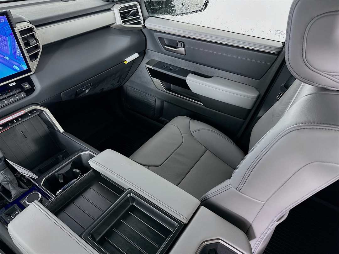 2026 Toyota Tundra Limited - Image 23