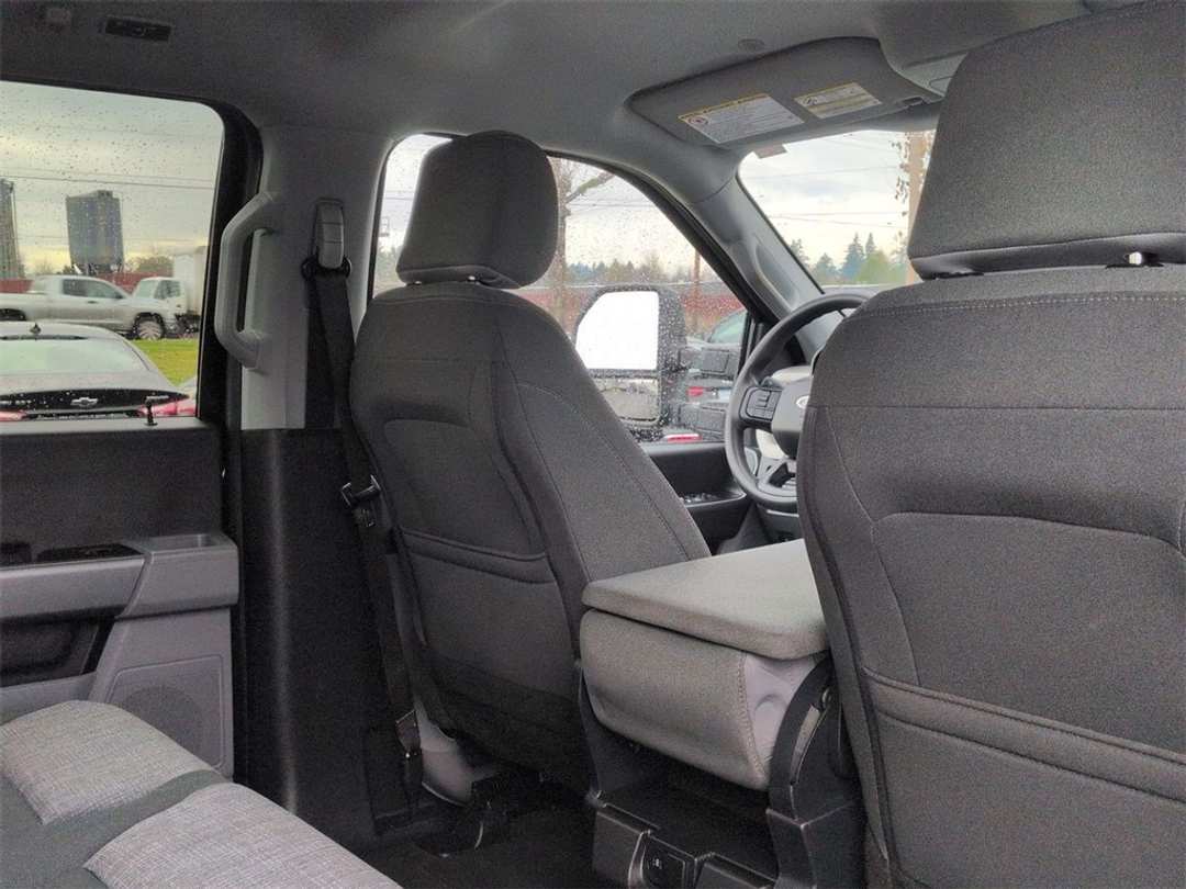 2025 Ford F-250Sd XLT - Image 29