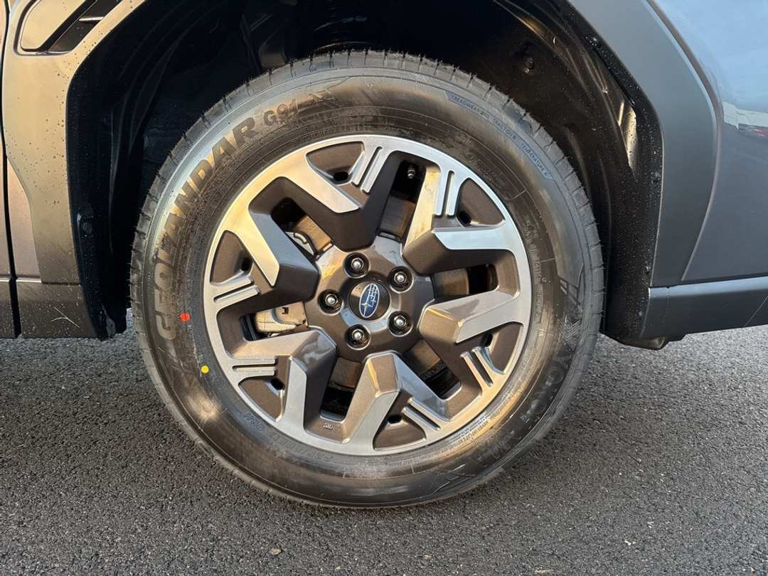 2026 Subaru Forester Premium - Image 9