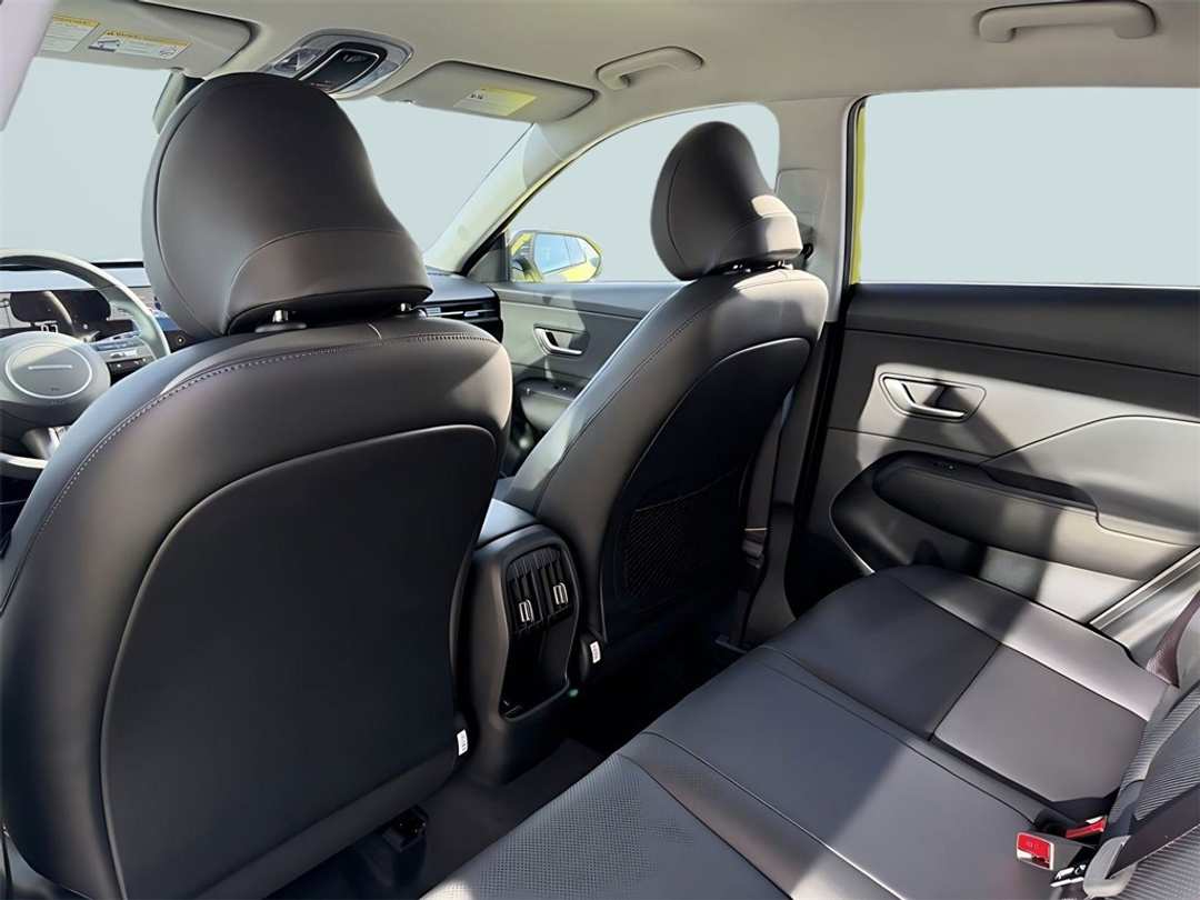 2026 Hyundai Kona SEL Premium - Image 29