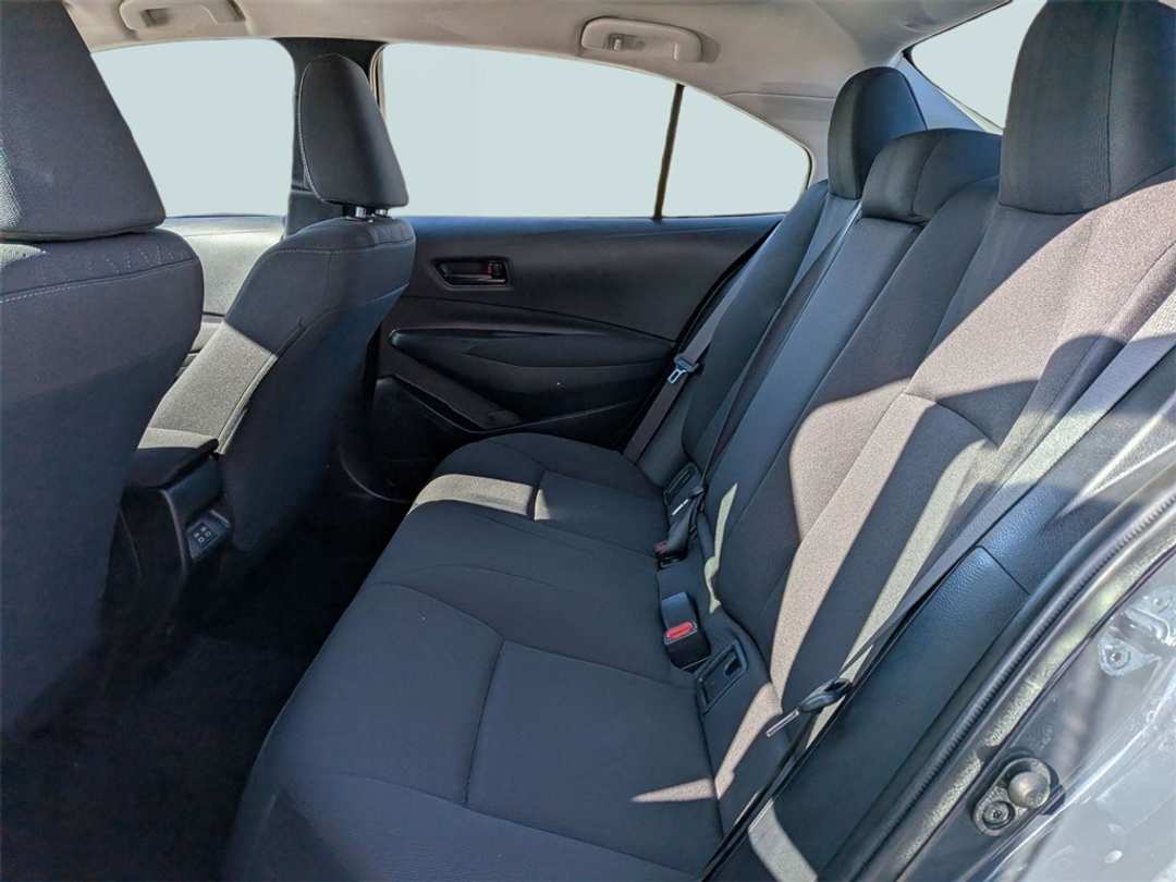 2025 Toyota Corolla LE - Image 24