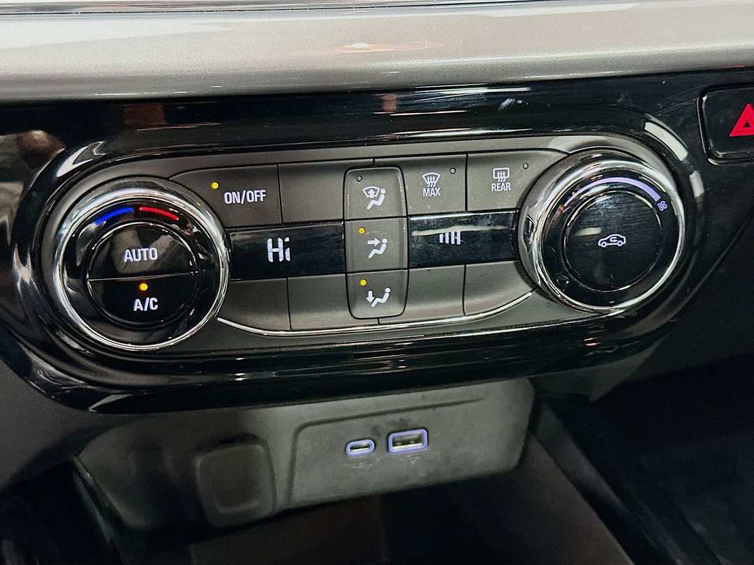 2025 Chevrolet Trax LT - Image 16