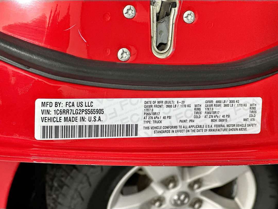 2023 Ram 1500 Classic SLT - Image 31