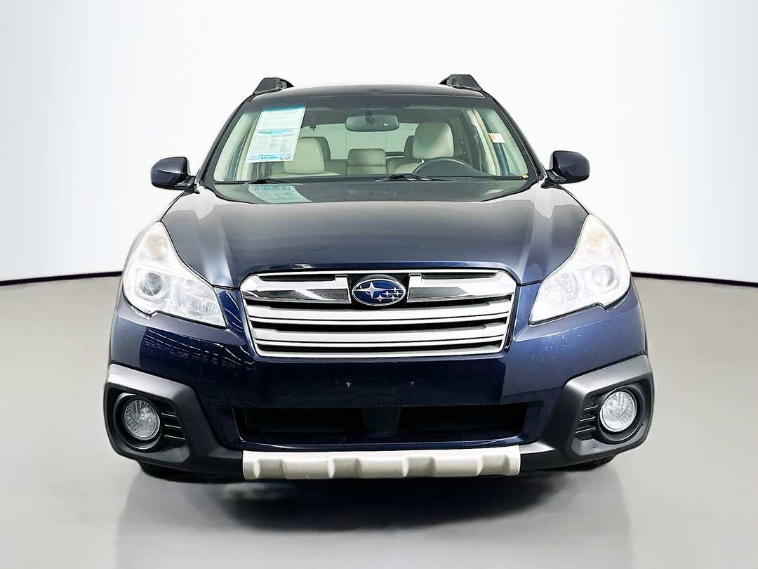 2014 Subaru Outback 3.6R - Image 3
