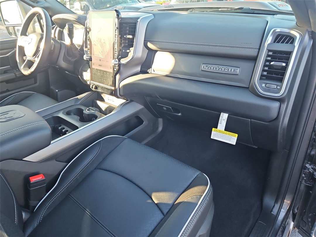 2026 Ram 3500 Laramie - Image 29