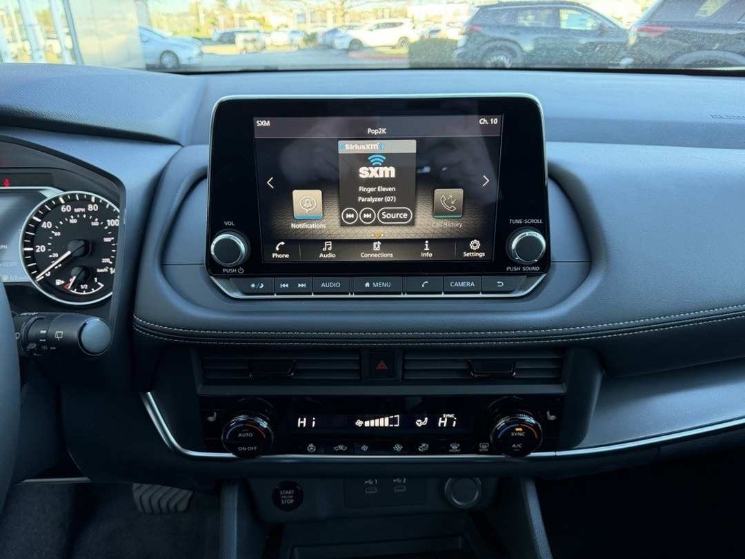 2026 Nissan Rogue Dark Armor - Image 21