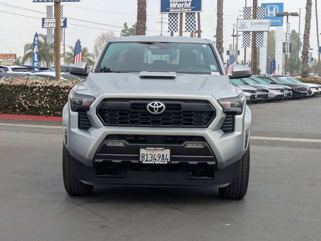 2024 Toyota Tacoma TRD Sport - Image 3