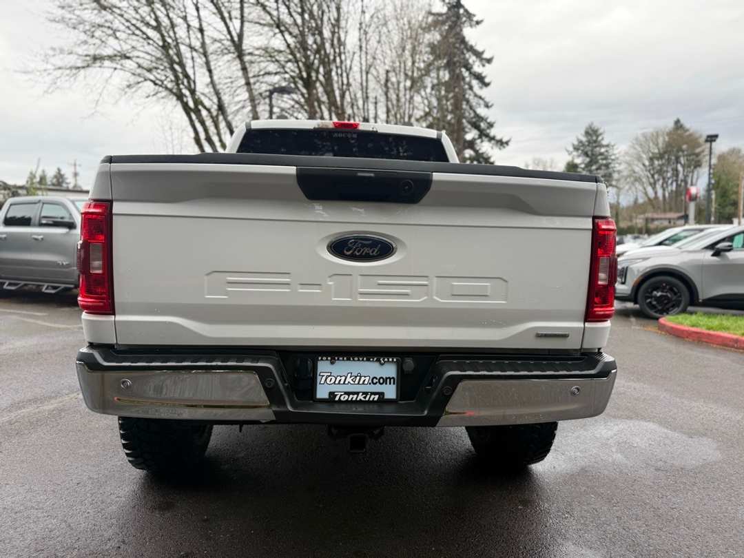 2023 Ford F-150 XLT - Image 13