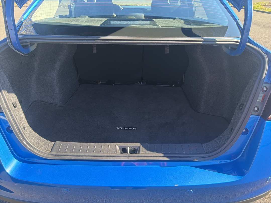 2024 Nissan Versa 1.6 SR - Image 19