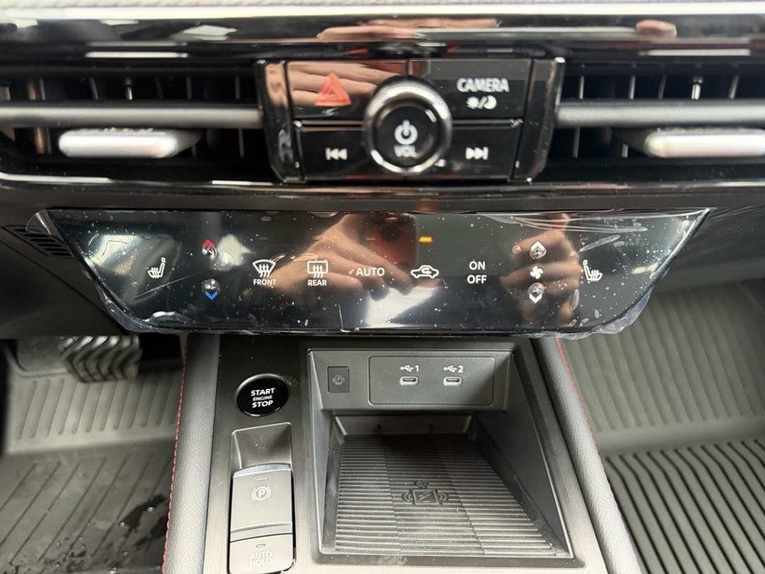 2026 Nissan Kicks SR - Image 22