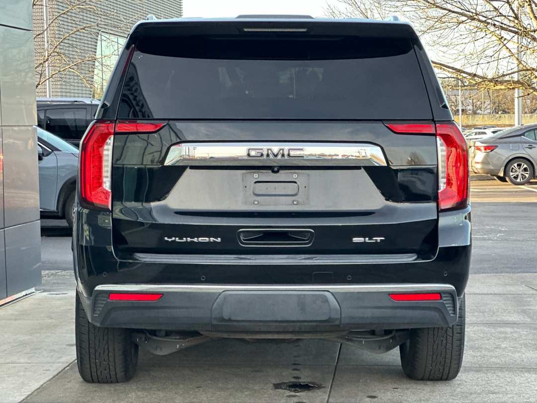 2022 GMC Yukon Xl SLT - Image 4