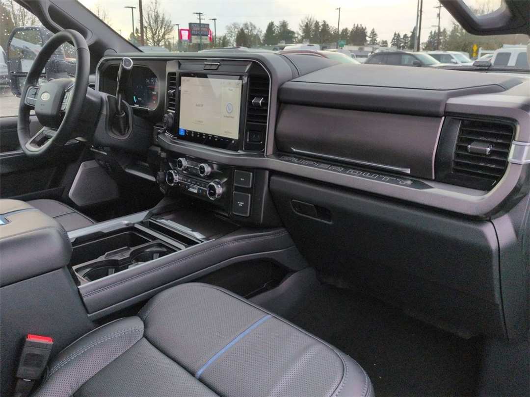 2026 Ford F-250Sd Platinum - Image 33