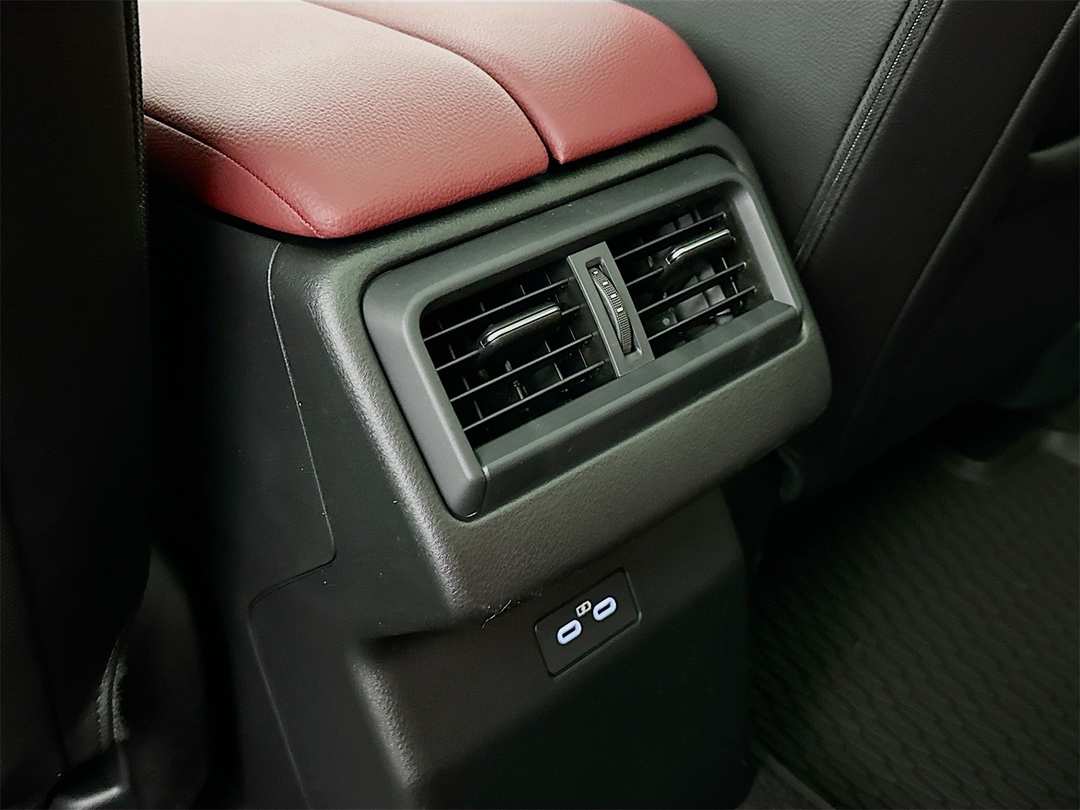 2026 MAZDA Cx-50 Premium - Image 27