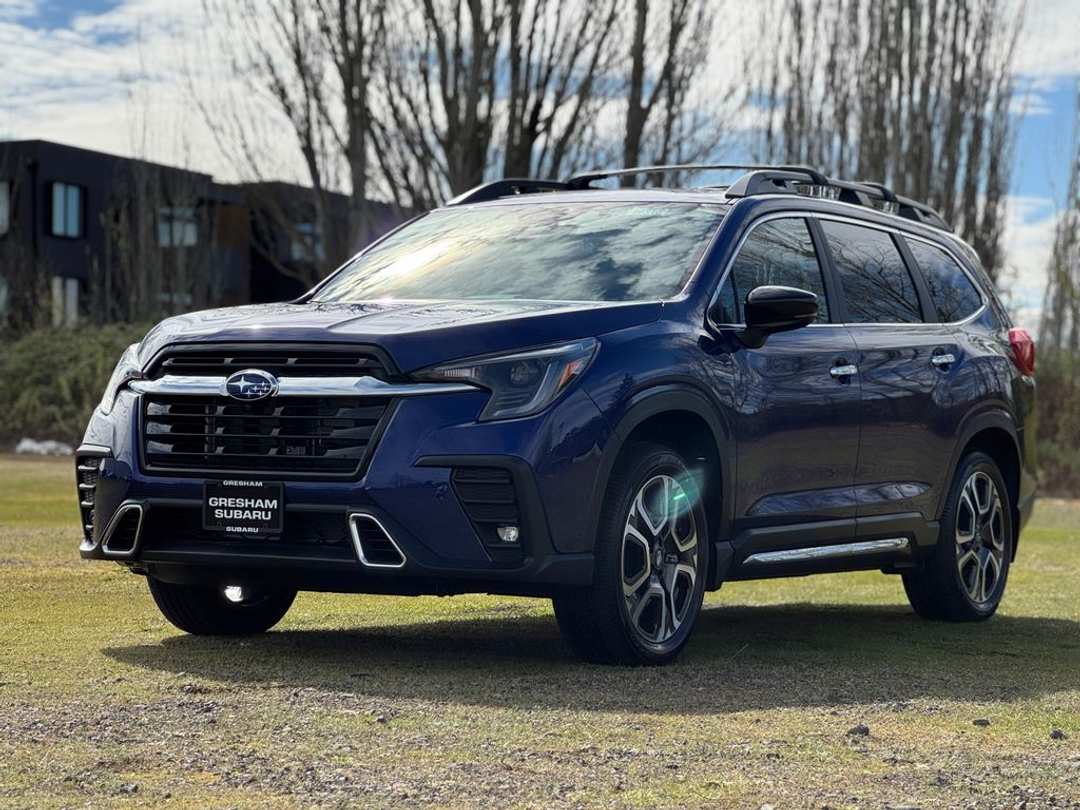 2026 Subaru Ascent Touring - Image 3