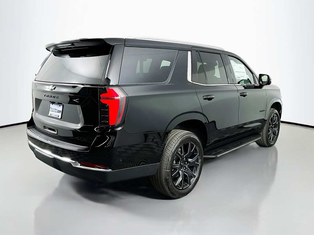 2026 Chevrolet Tahoe LS - Image 7