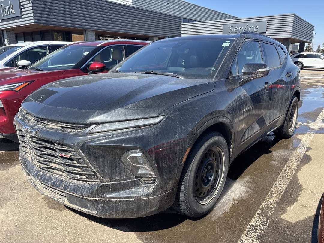 2023 Chevrolet Blazer - Image 2