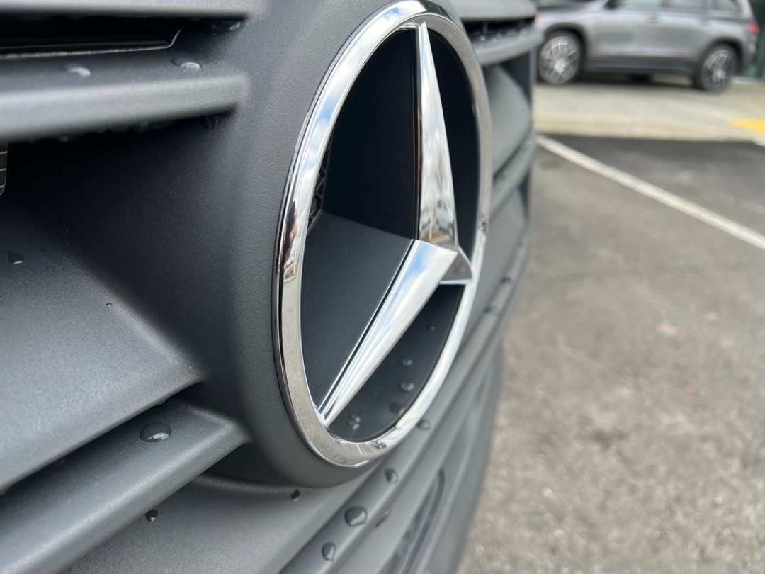 2024 Mercedes-Benz Sprinter 2500 Cargo 144 WB - Image 11