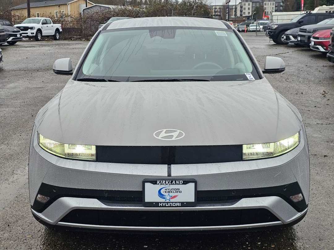 2026 Hyundai Ioniq 5 SEL - Image 2