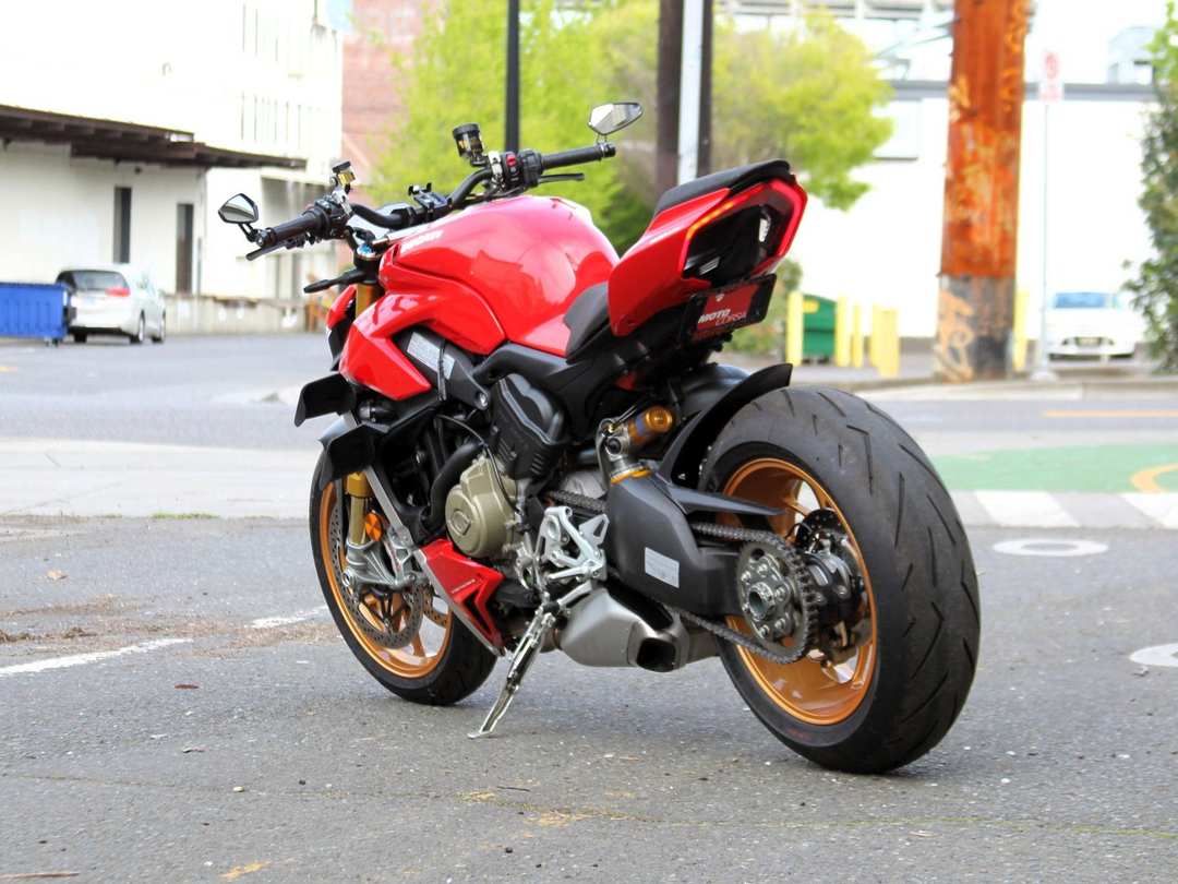 2021 Ducati Streetfighter V4 S - Image 3