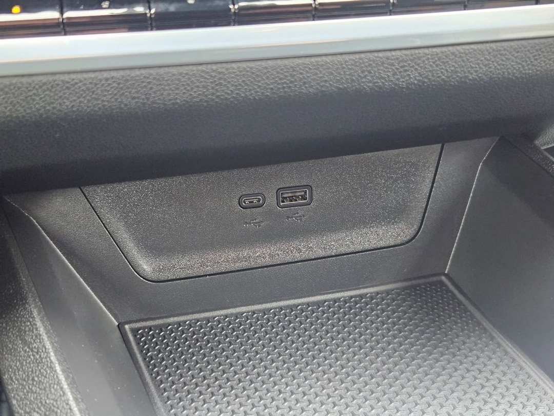 2026 Chevrolet Equinox LT - Image 25