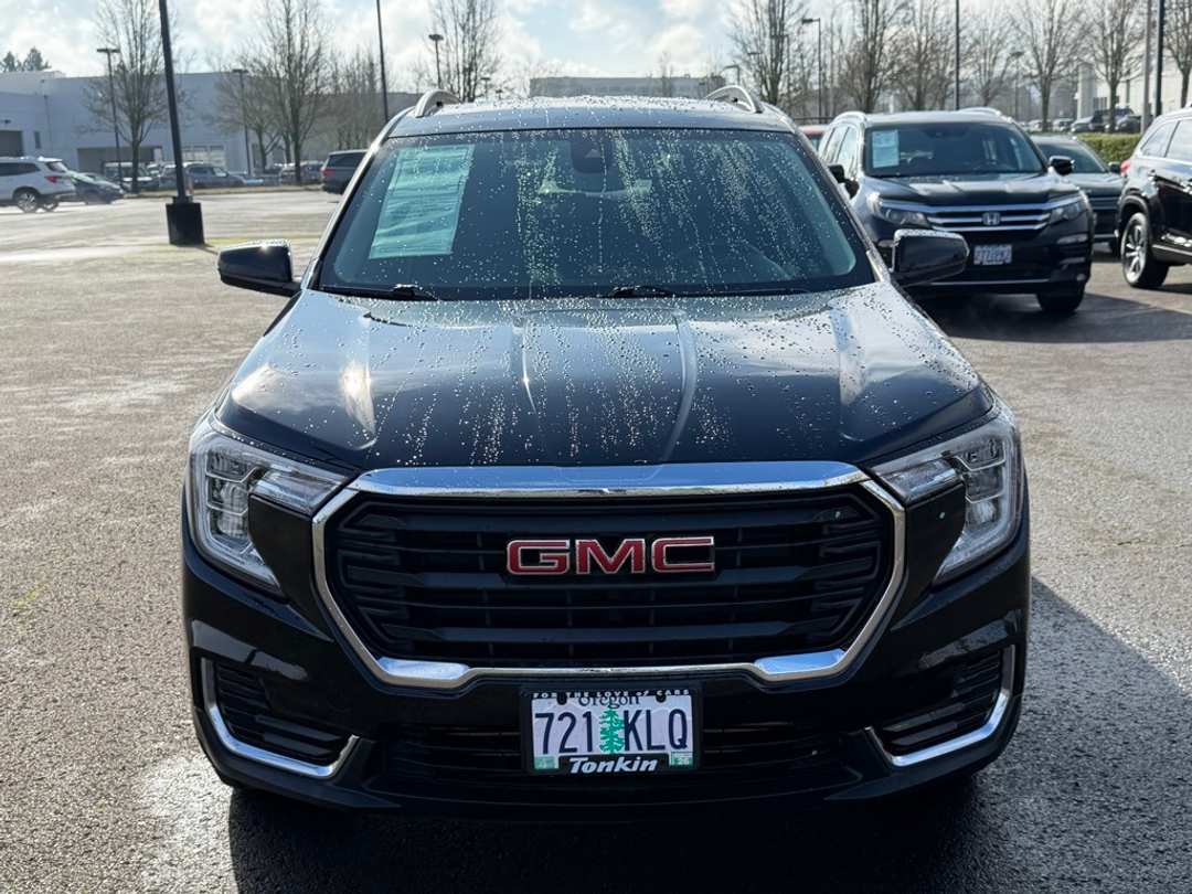 2022 GMC Terrain SLE - Image 3