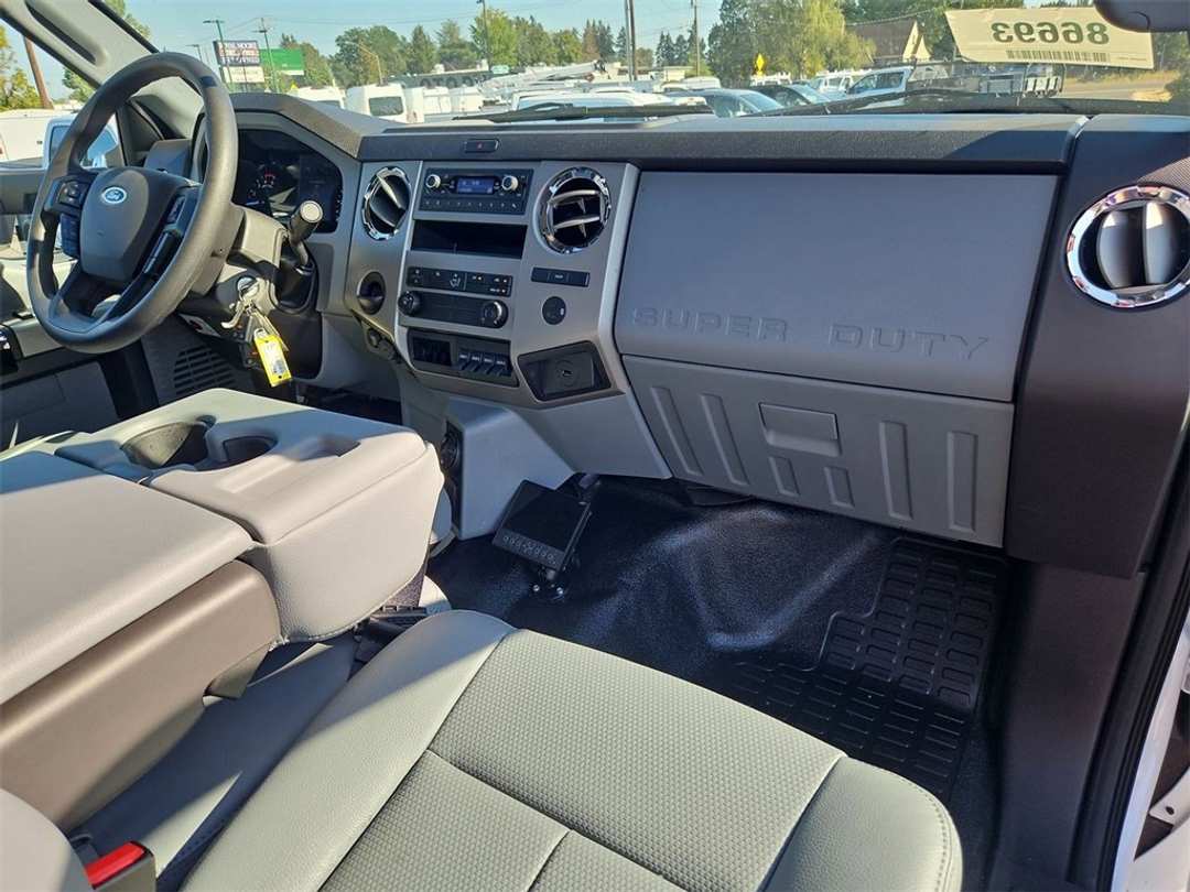 2026 Ford F-750Sd Base - Image 32