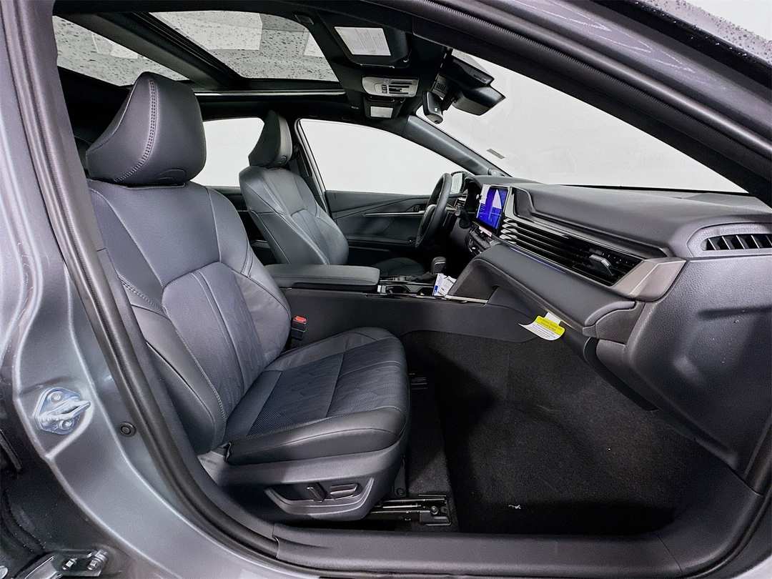 2026 Toyota Camry XSE - Image 30