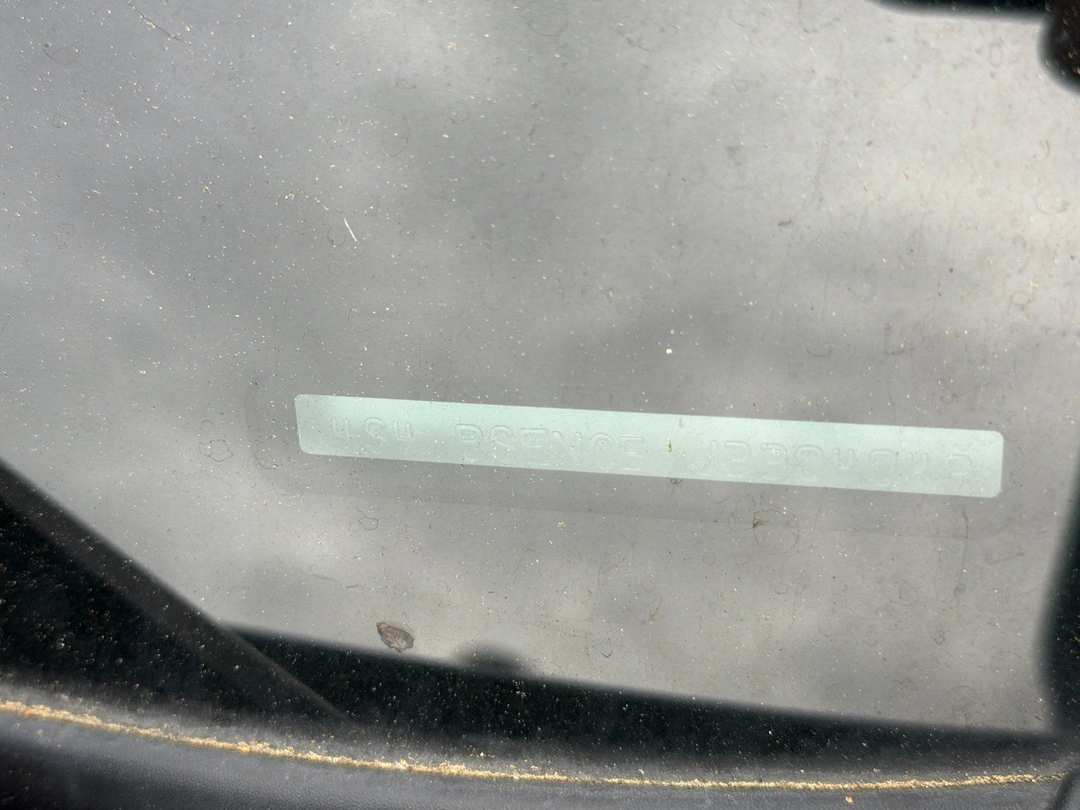 2018 Subaru Outback 3.6R - Image 2