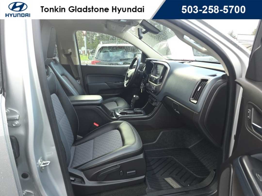 2017 Chevrolet Colorado Z71 - Image 19