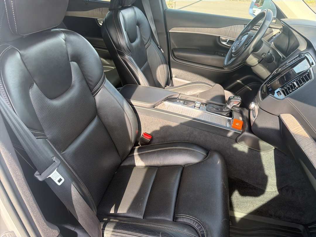 2022 Volvo Xc90 T6 Inscription - Image 28