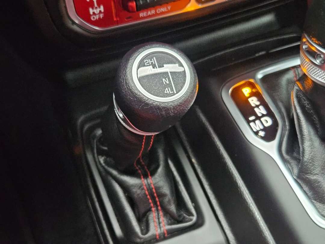 2023 Jeep Wrangler Rubicon - Image 28