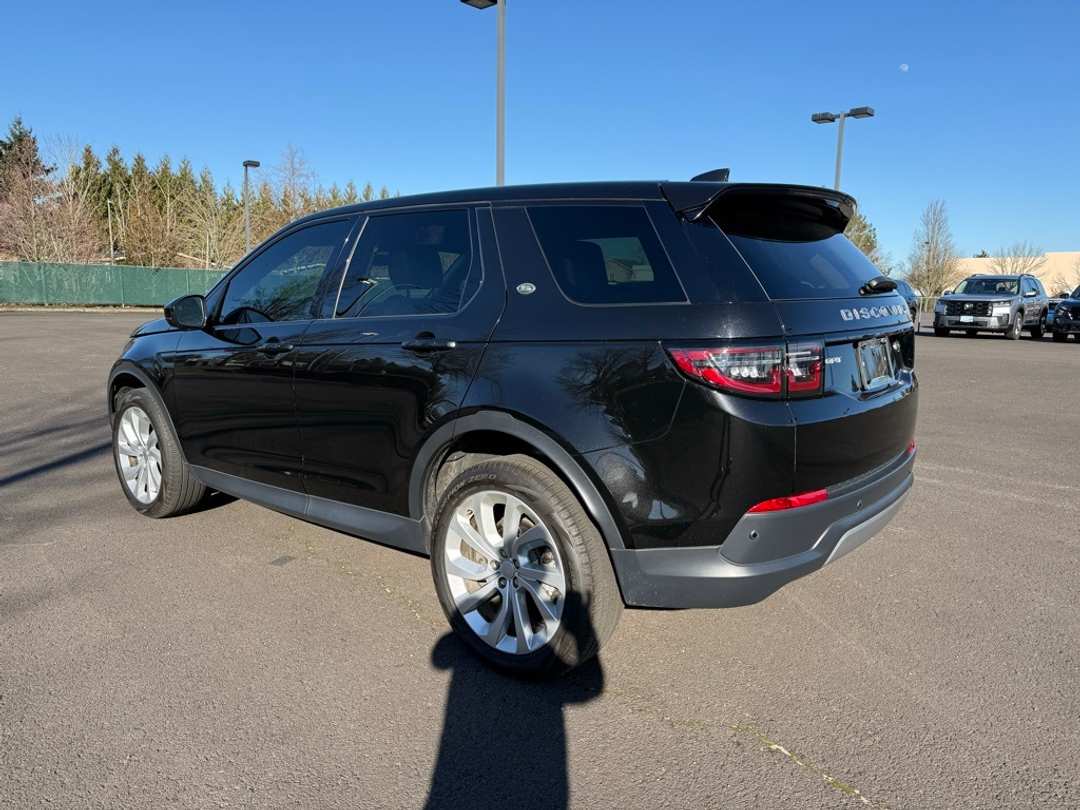 2023 Land Rover Discovery Sport SE - Image 5