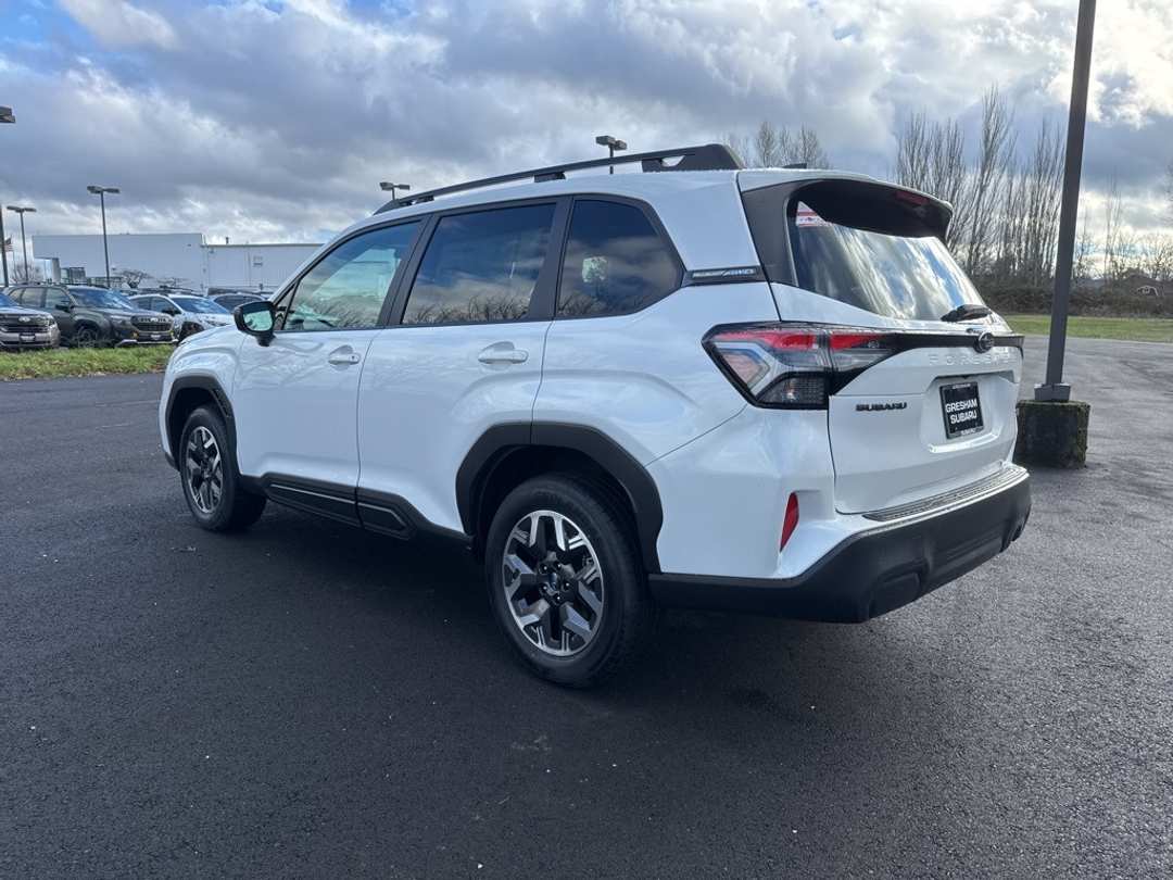 2026 Subaru Forester Premium - Image 5