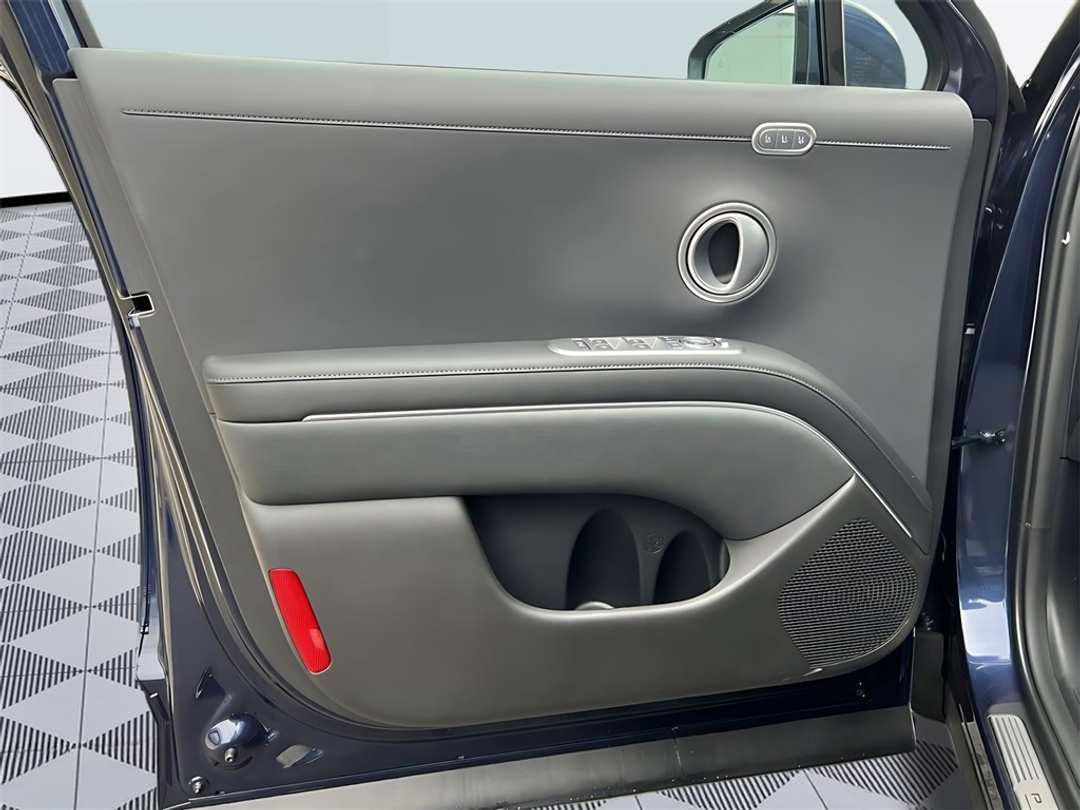 2026 Hyundai Palisade Calligraphy - Image 10