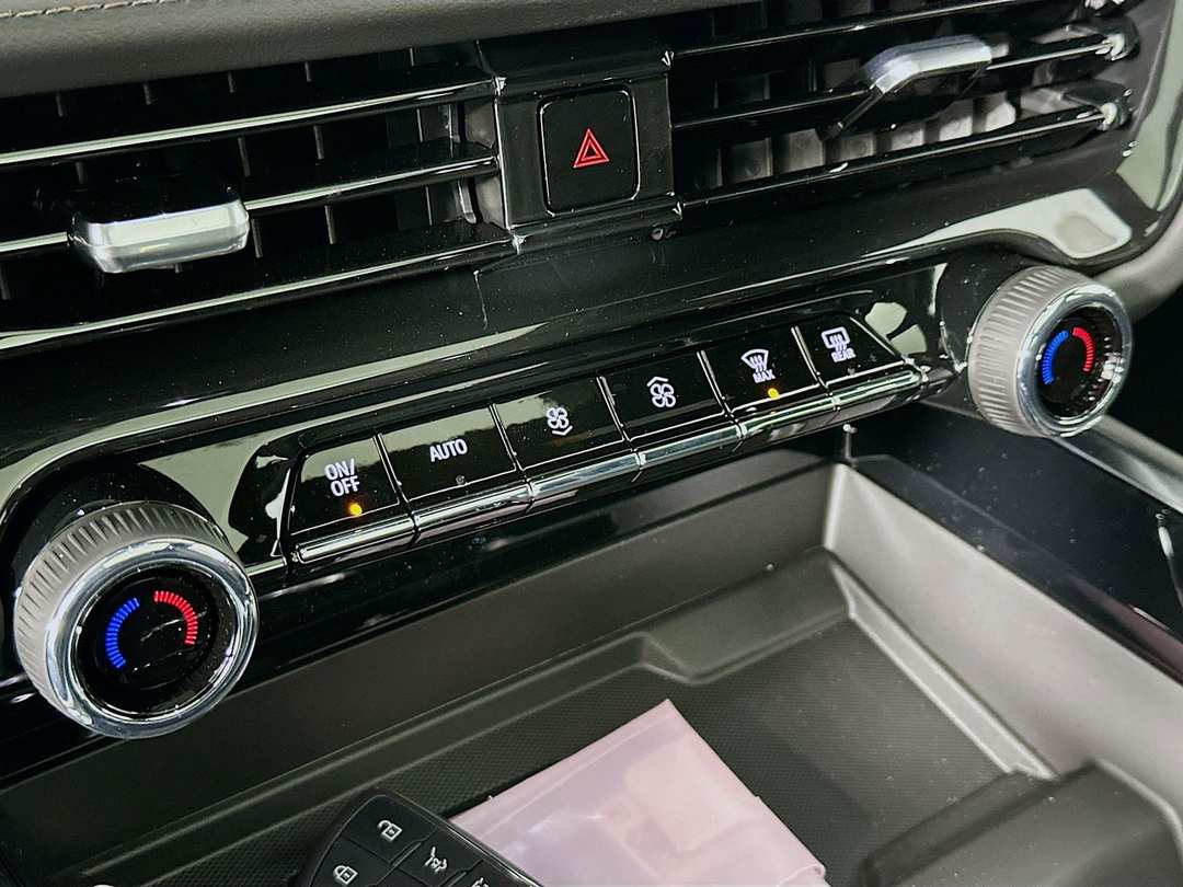 2026 Chevrolet Tahoe High Country - Image 16