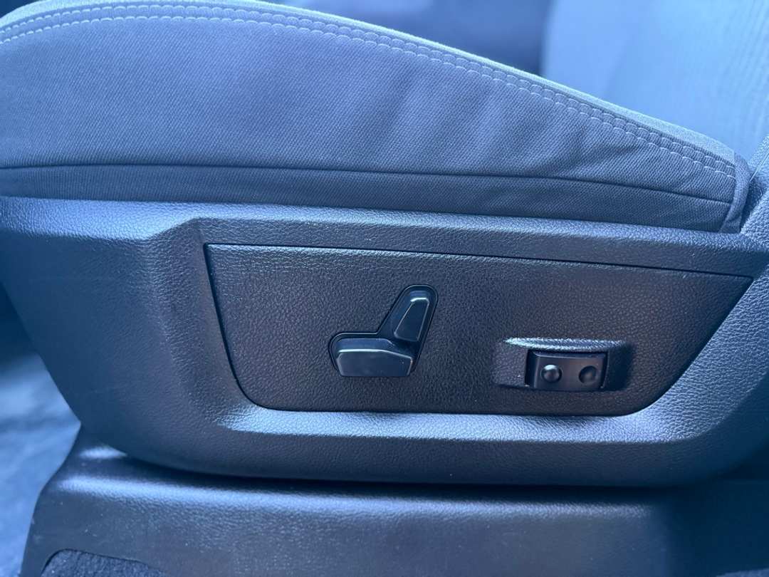 2024 Ram 2500 Big Horn - Image 30